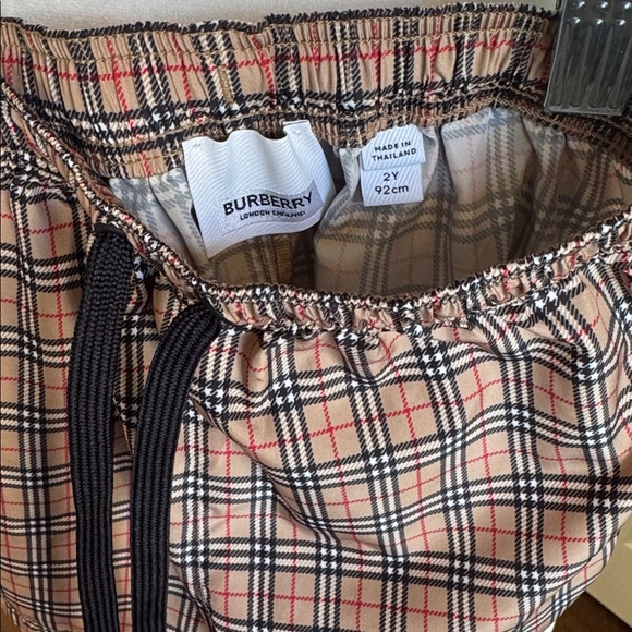 Burberry- Boys Vintage Beige, Black & Red Checkered Swim Shorts Trunks - Size:2T - Picture 3 of 6